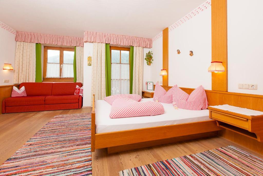 Schottenhof Fulpmes Oda fotoğraf